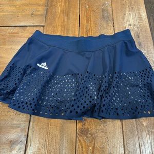 Stella McCartney Adidas navy women’s tennis skirt with built in skirt size L